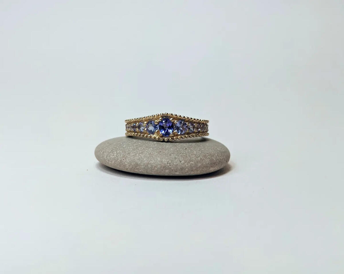 14k gold, tanzanite
